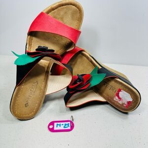 Patrizia by Spring Step-In
Women's Sandals & Flip Flops size 39-8